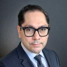 Headshot of Luis Mendoza